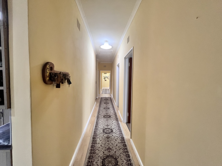 4 Bedroom Property for Sale in Dana Bay Western Cape